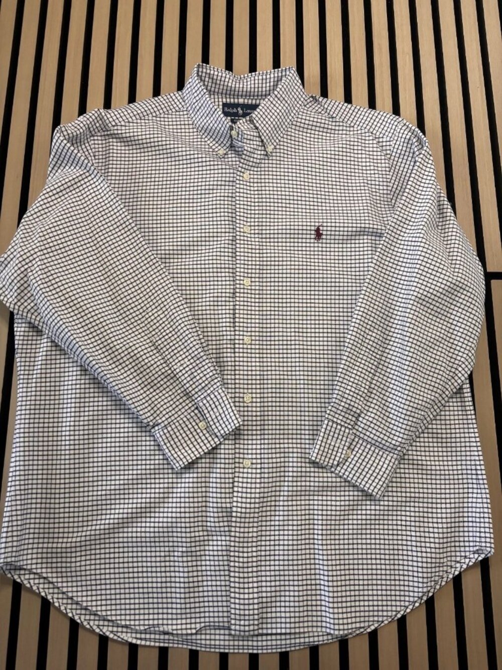 Ralph Lauren Polo Classic Fit Button Down Size 17 1/2 32/33 100% Cotton